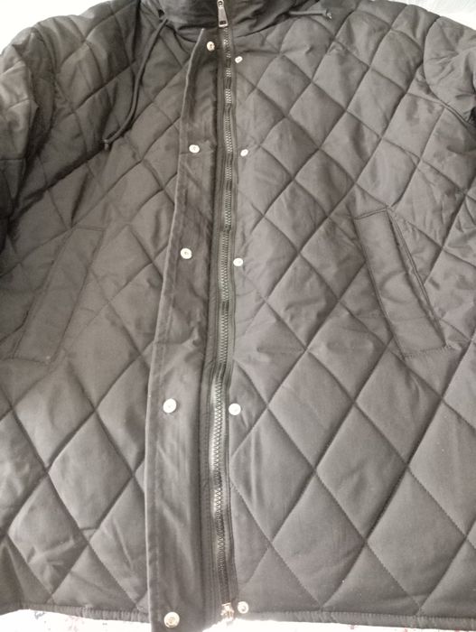 Новая куртка 52-54р-р находимся м-он Таугуль