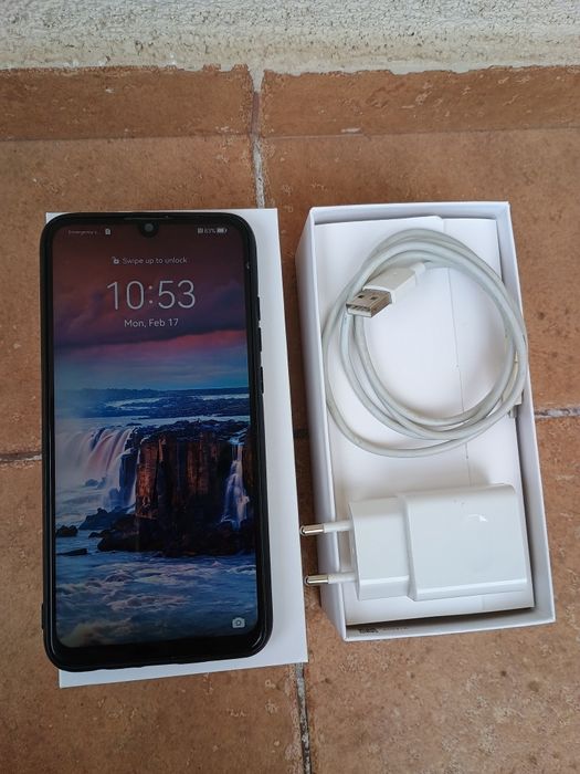 Telefon mobil Huawei P Smart 2019