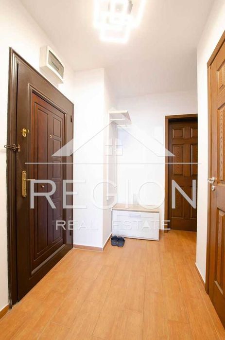 Дава се под наем Двустаен апартамент в Варна, Център - 60 кв.м за 484.5 € - Снимка #17