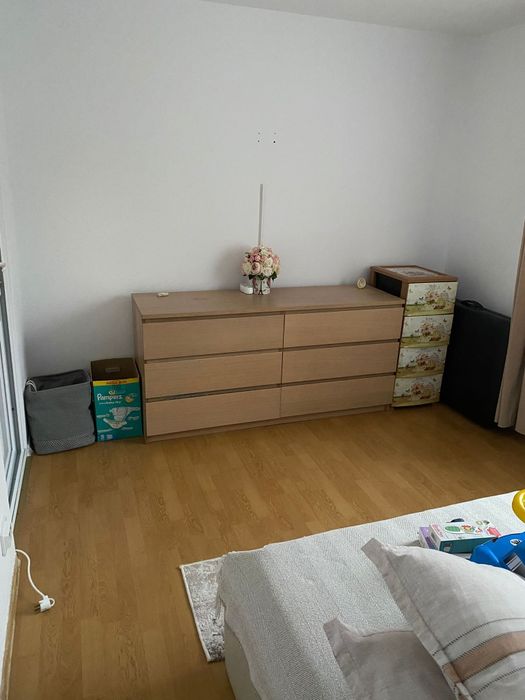 DE VANZARE  .Ap 60 m  2 camere in orasul Fieni