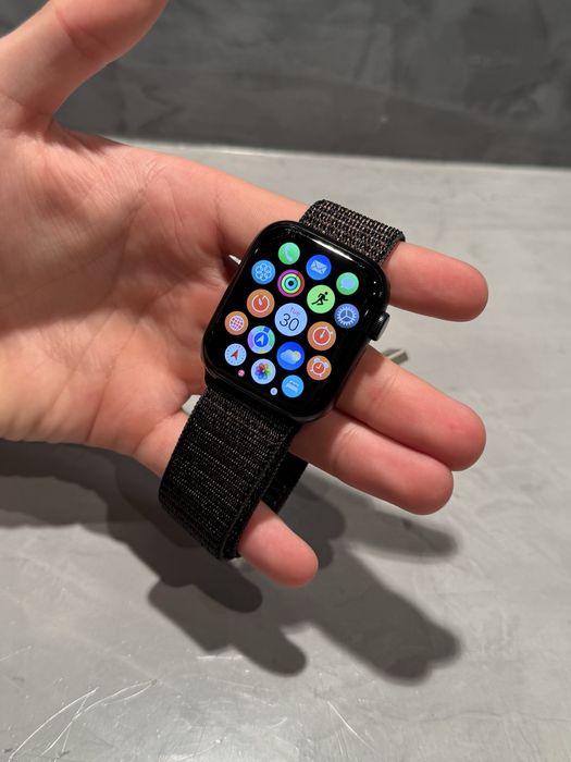 КАТО НОВ Apple Watch 7 45 mm Space Gray