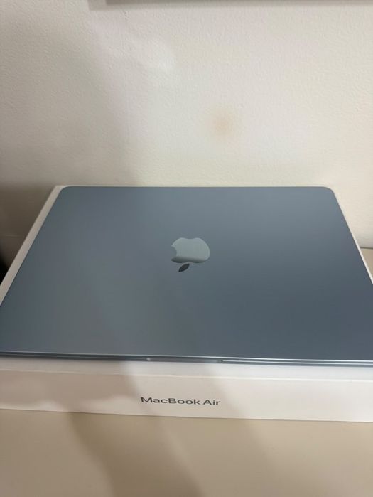 Macbook 2025г. M4 chip