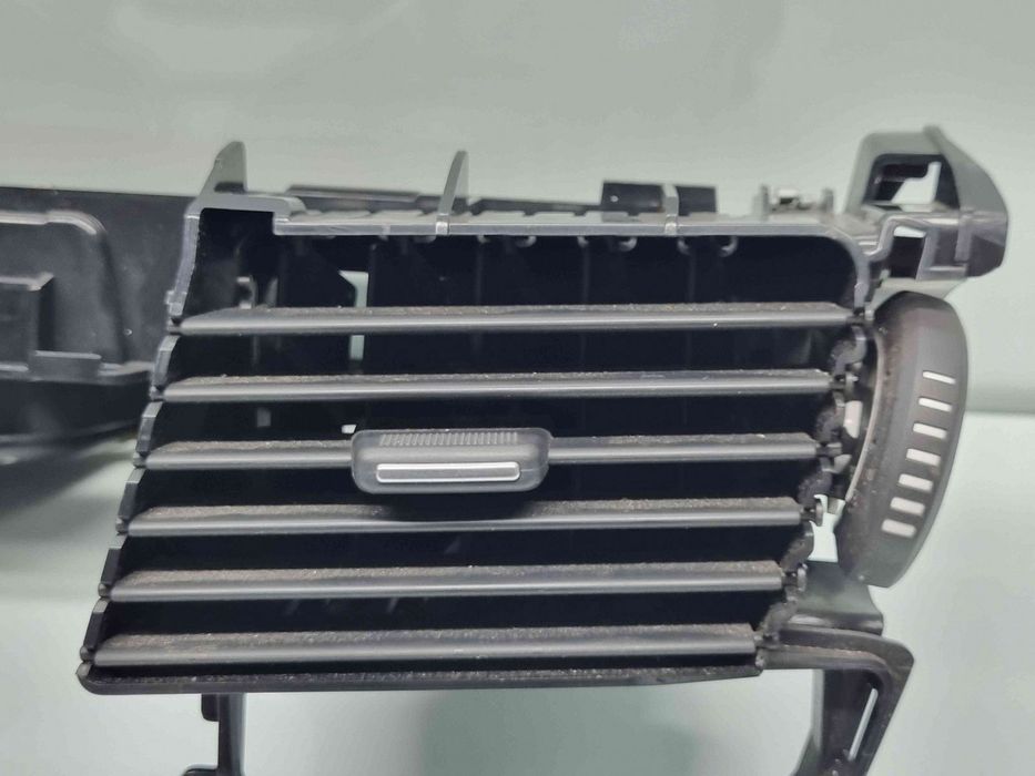 Grila aerisire centrala Renault Laguna 3 Combi [Fabr 2007-2015] LY9T