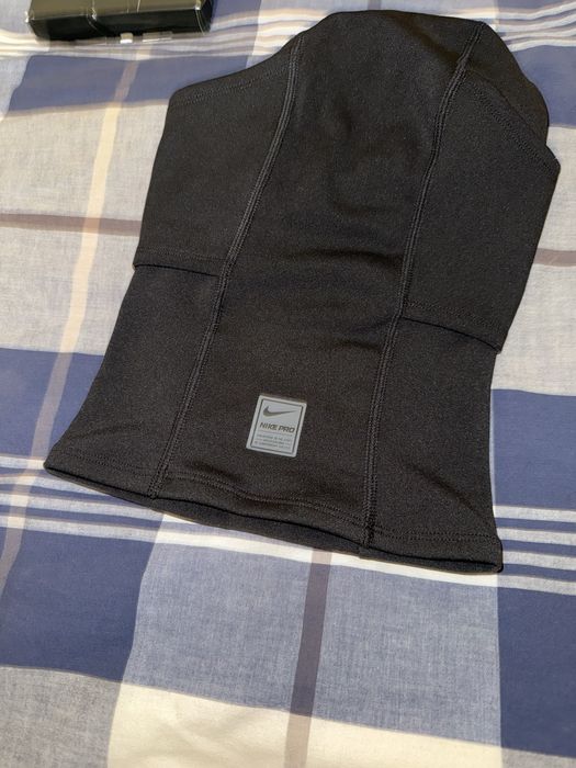 Nike маска hyperwarm