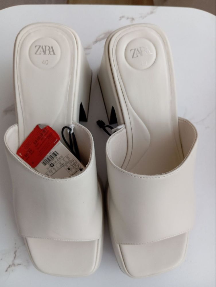 Бели сандали Zara 40 номер