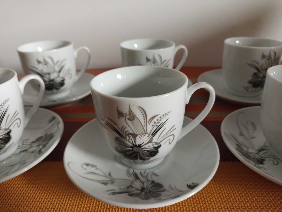 Set 6 cesti cafea cu farfurii