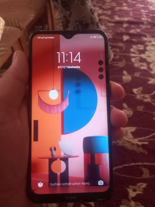 Redmi 8   xotirasi 4/64