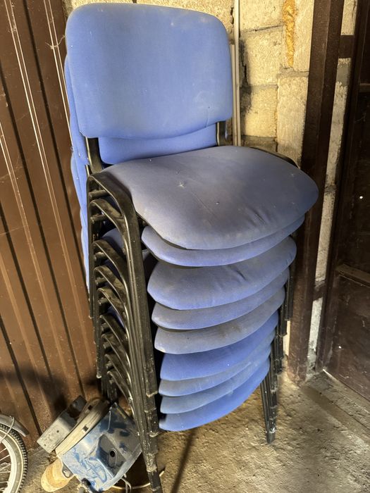 Продам стуля 9 шт синий свет