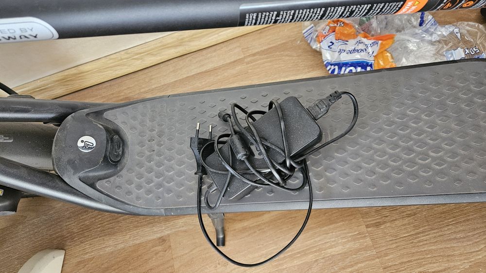 Trotineta electrica Ninebot f25e