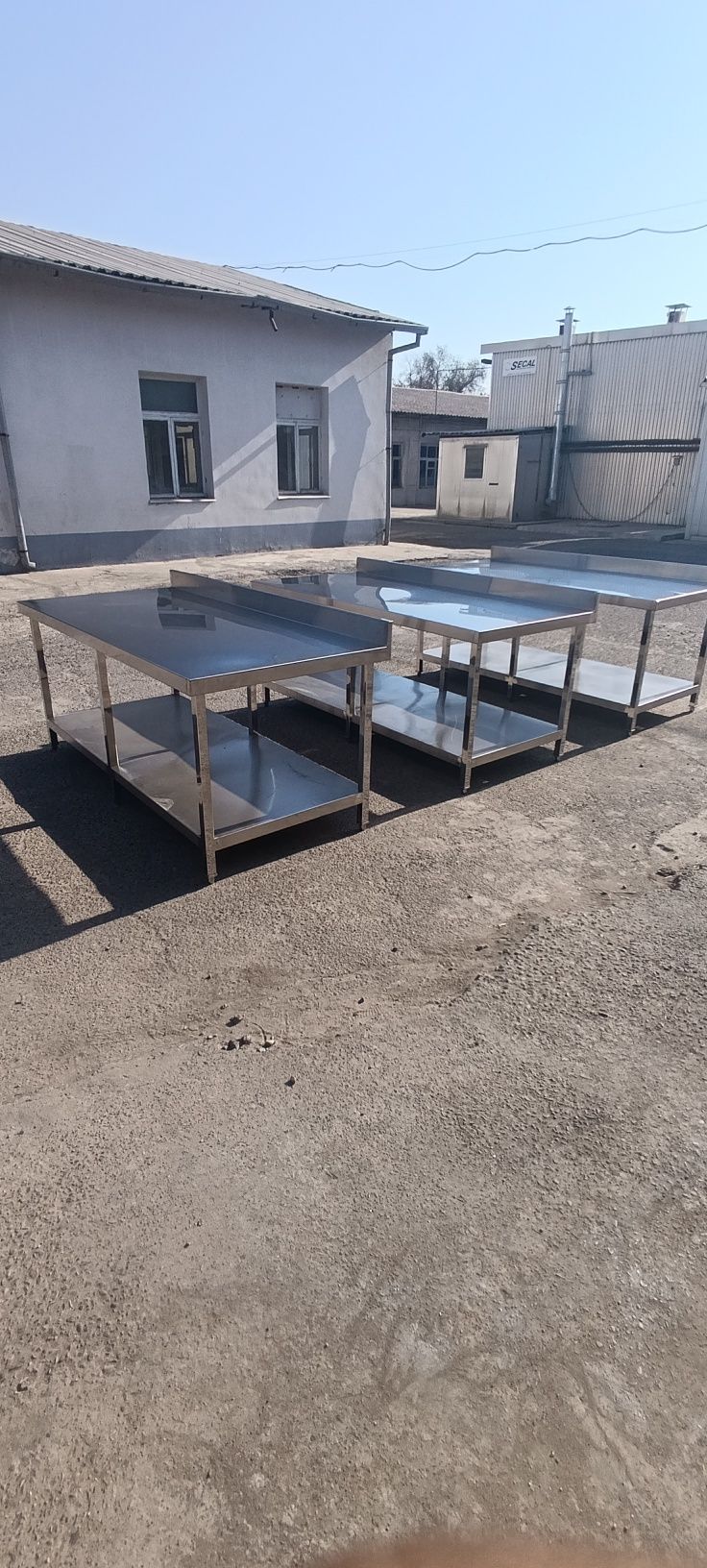 Нейтральные столы из нержавеющей  Nerjaveyka stol