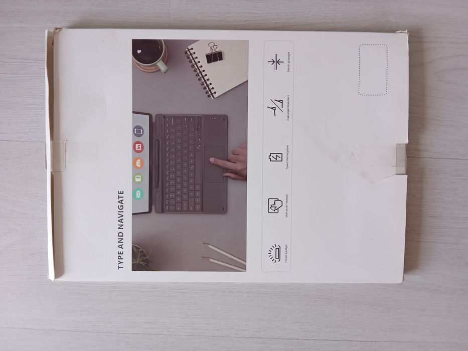 Безжична клавиатура Microsoft Surface Pro 8/9/X (с подсветка и тъчпад)