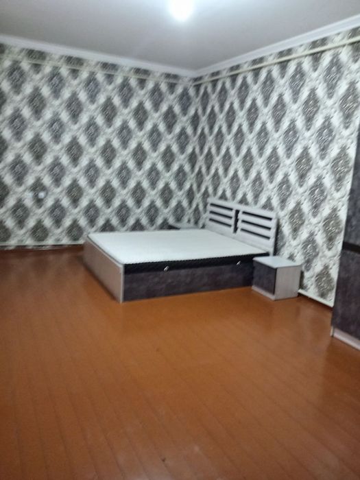 Фаргона Шахар 6 сотик уй.