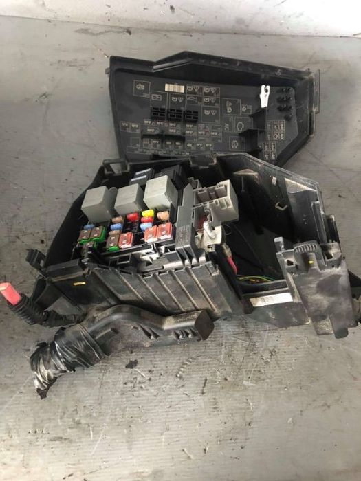 panou siguranta 2.0 d ford mondeo mk4