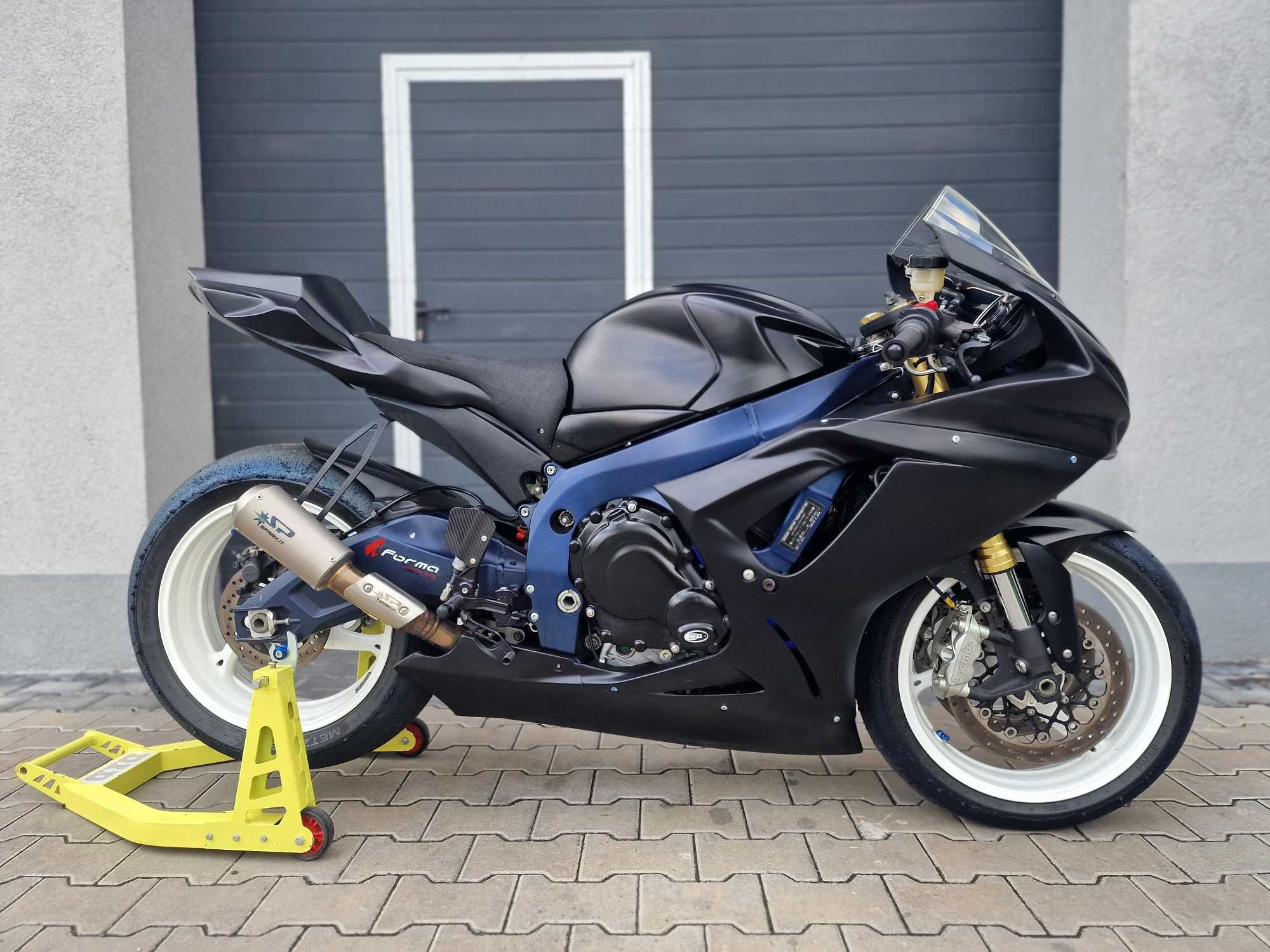 Suzuki gsx r pista circuit