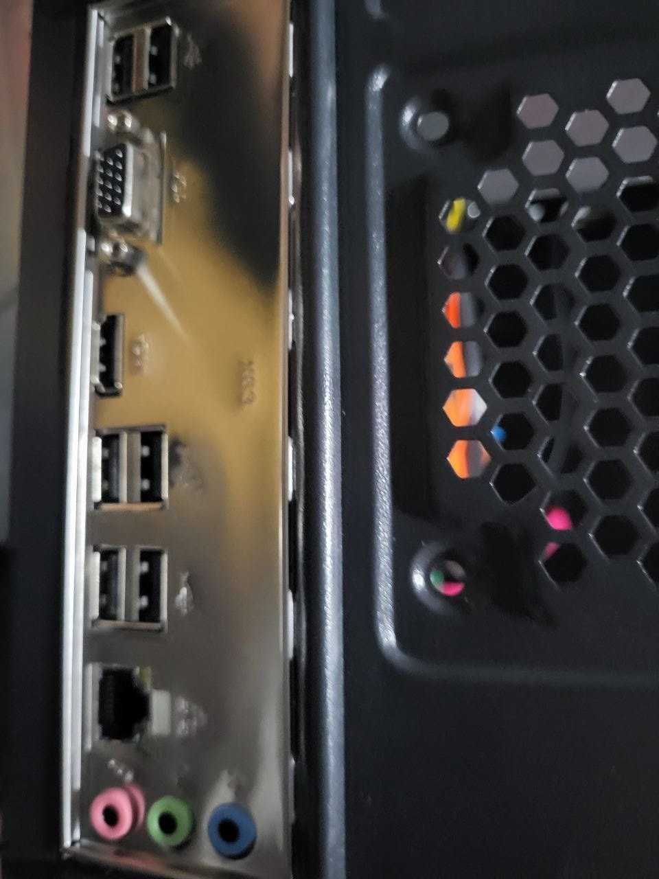 Core I5 3470 
 H61