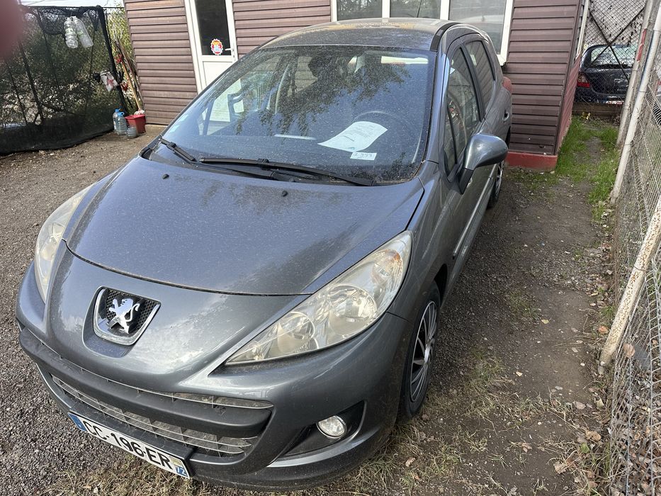 Peugeot 207 , 2012 ,1.4 benzina
