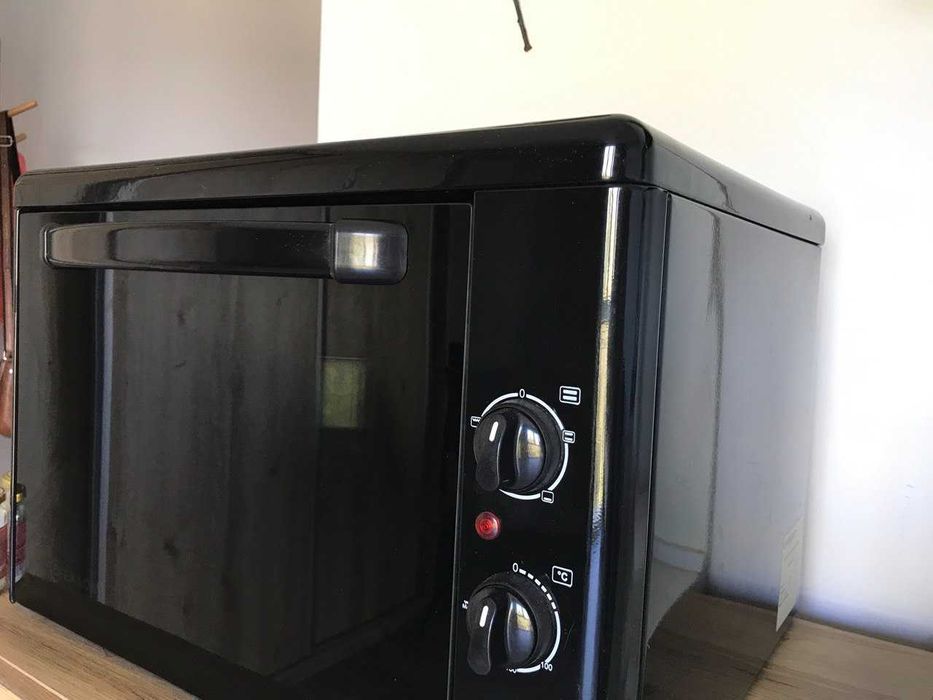 Фурна в пърфектно състояние.