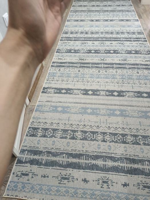 Продам ковер в отличном состоянии.