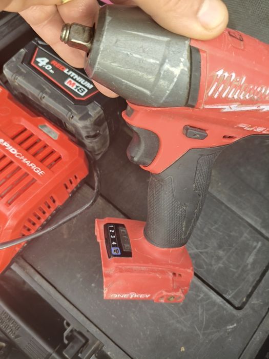 Impact Milwaukee M18 One key brushless, wi-fi, acumulatori noi 4Ah x2