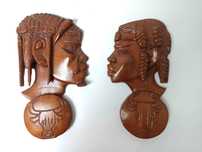 Set Sculpturi Decorative din Lemn – Chipuri Tradiționale