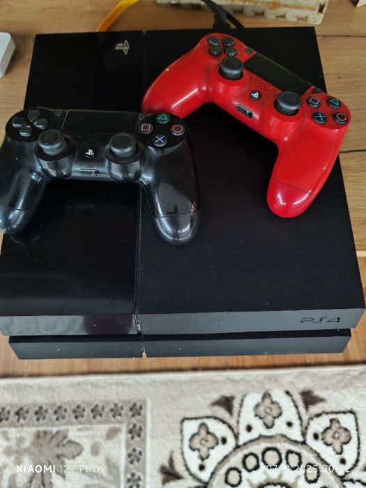 Playstation 4. 512 гб