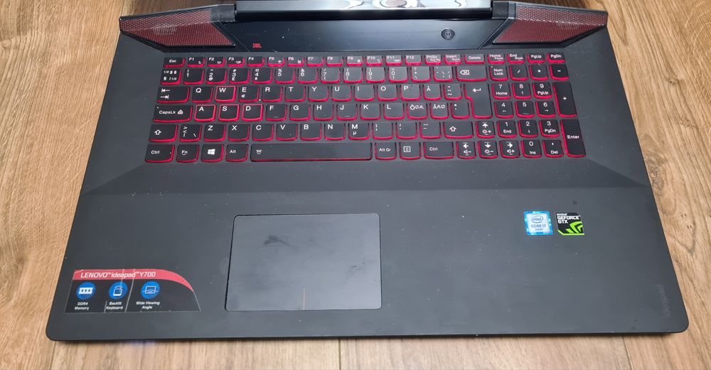 Lenovo Y700-17isk gaming vând/dezmembrez