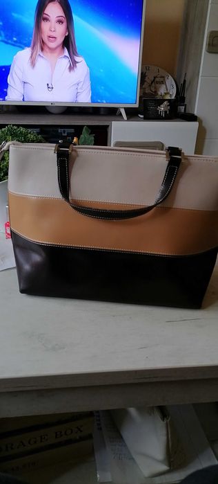 Vand posete elegante NOI