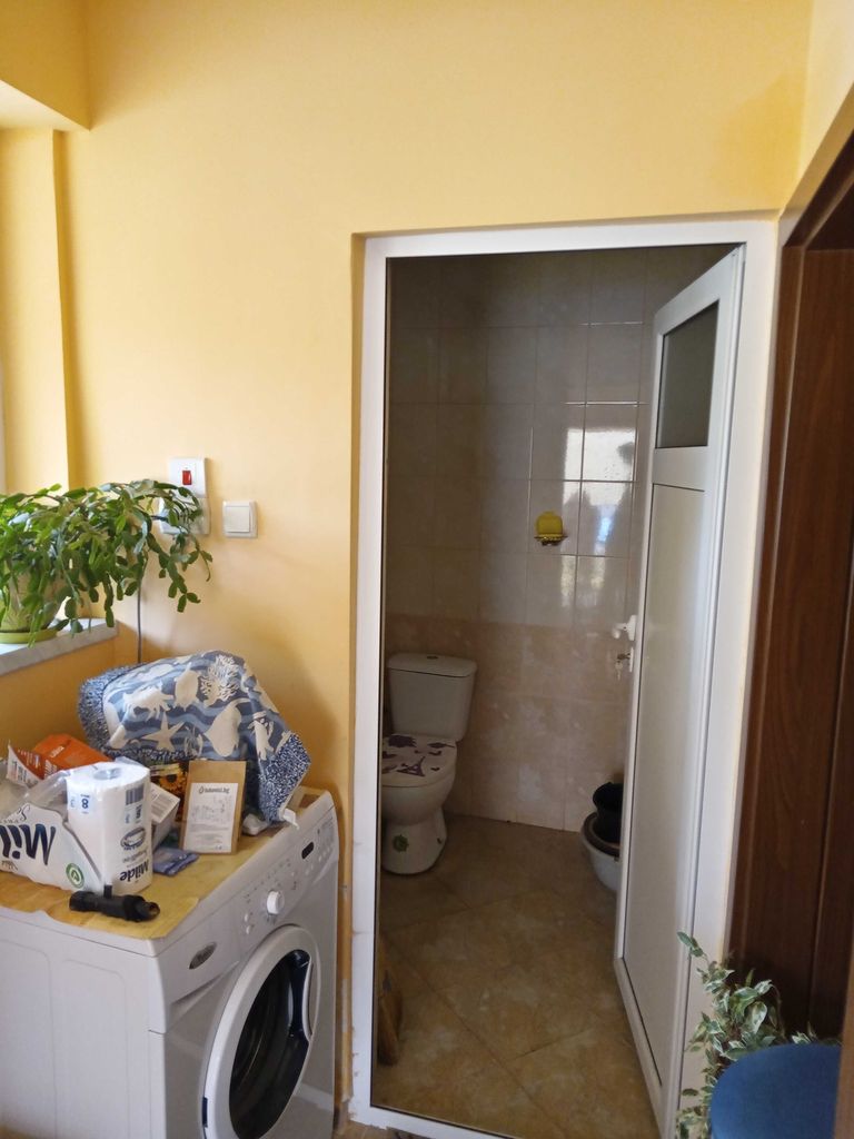 Дава се под наем Етаж от къща в Елин Пелин - 65 кв.м за 321.3 € - Снимка #5