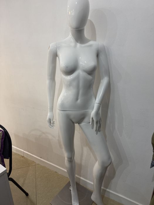 продаются манекены