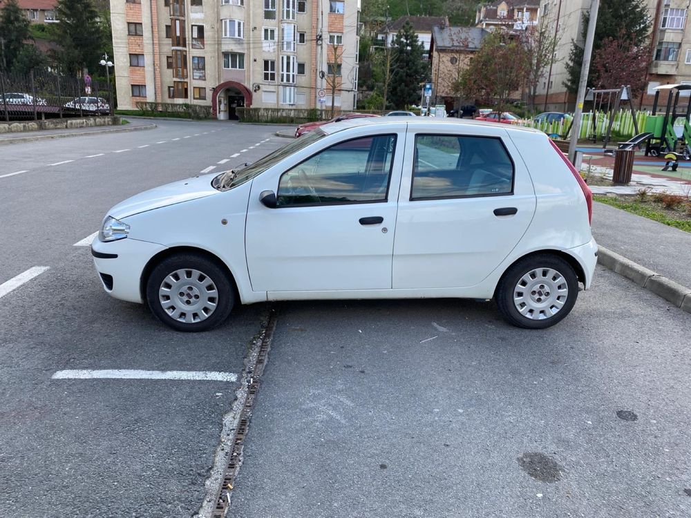 Fiat Punto 2009, 1.3 multijet, inmatriculat