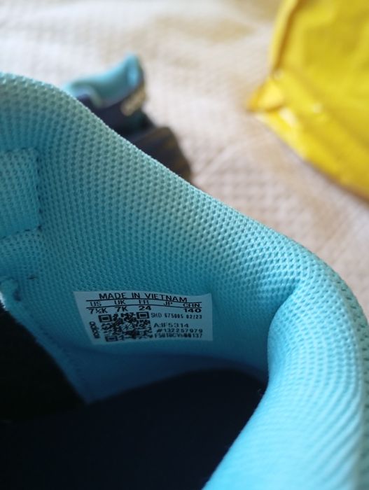 Ghete de piele Adidas mărimea 24