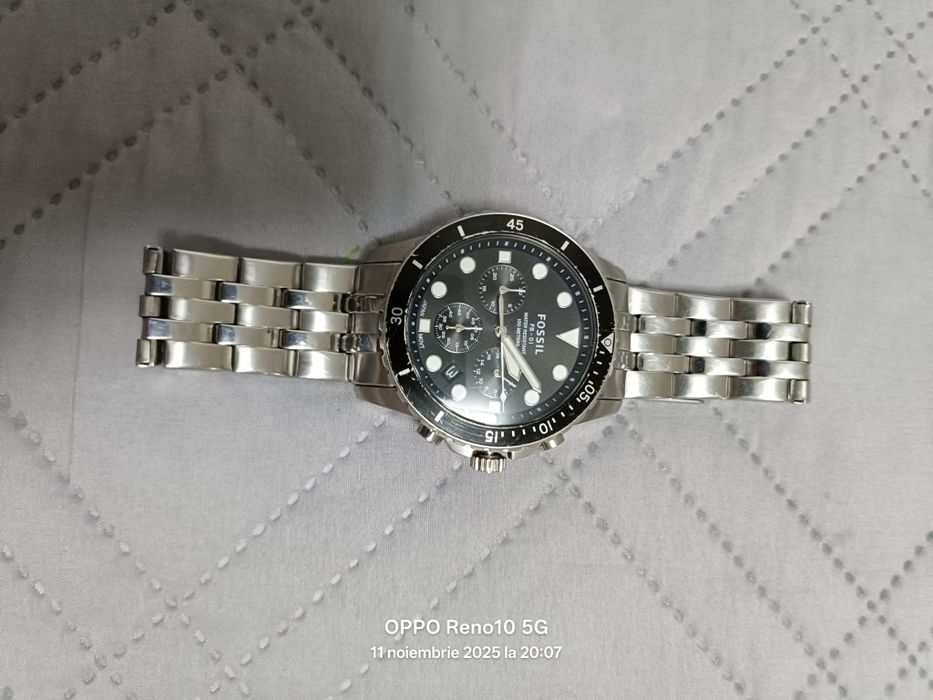 Fossil FB-01  barbatesc