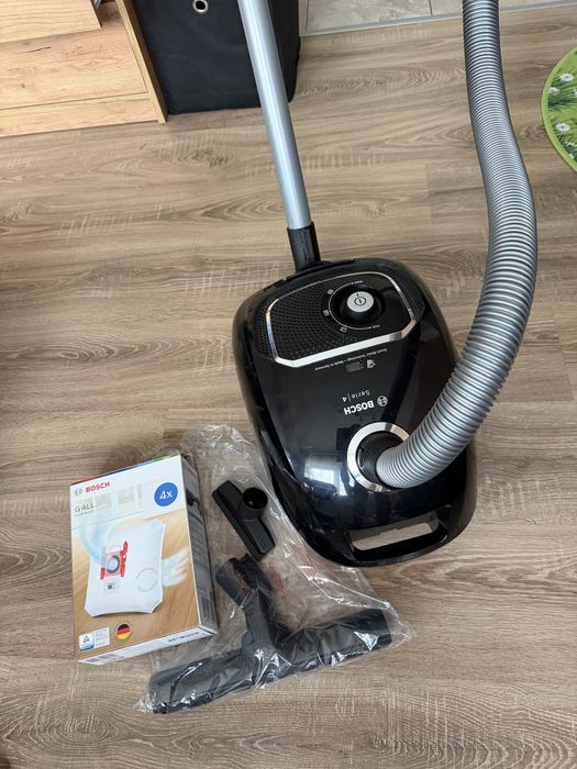 Прахосмукачка Bosch Series 4 BGLS4X210/11