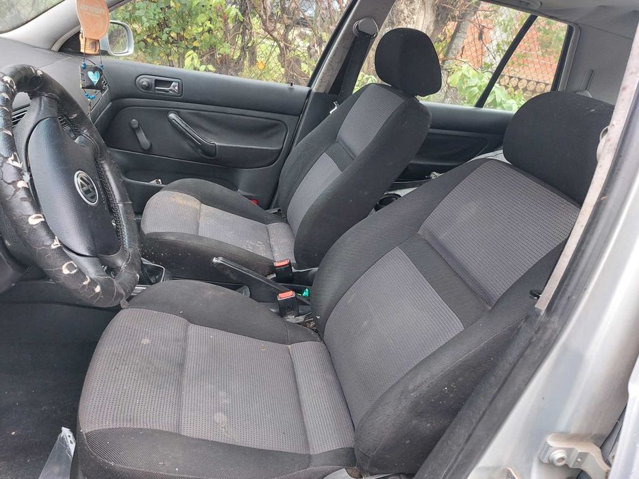 На части 1.9 TDI  и  1.4 16v