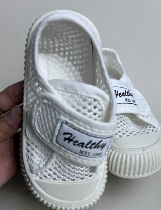 Продам обувь для