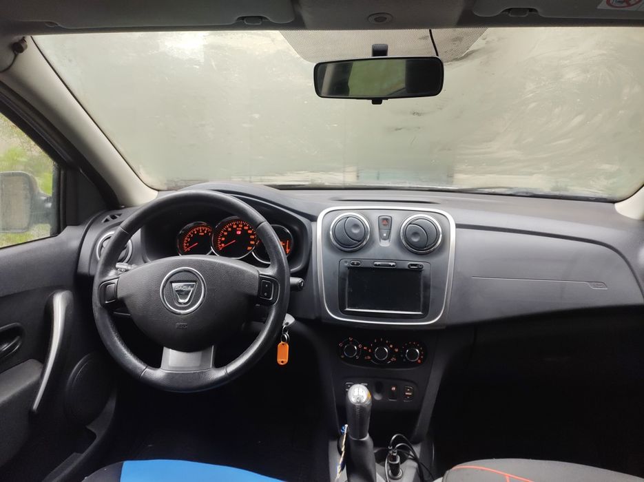 Logan 2013, unic proprietar, 111000km, foarte intretinut, sector 1