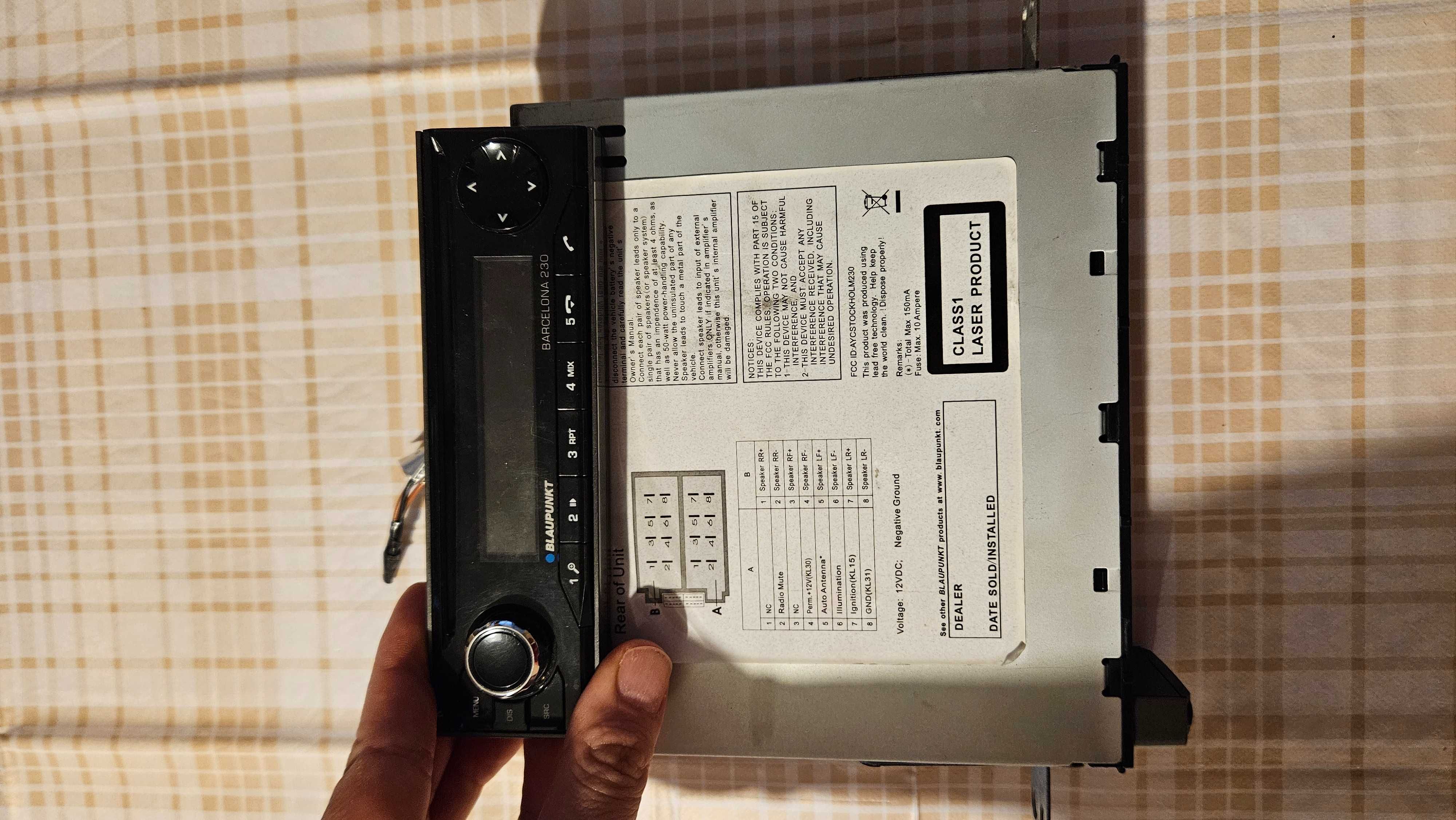 CD плеър за кола Blaupunkt Barcelona 230 USB, Bluetooth, AUX, SDHC