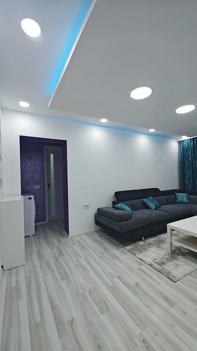 Apartament cu 3 camere