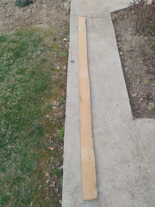 Vând cherestea de stejar uscata natural de 30 ani