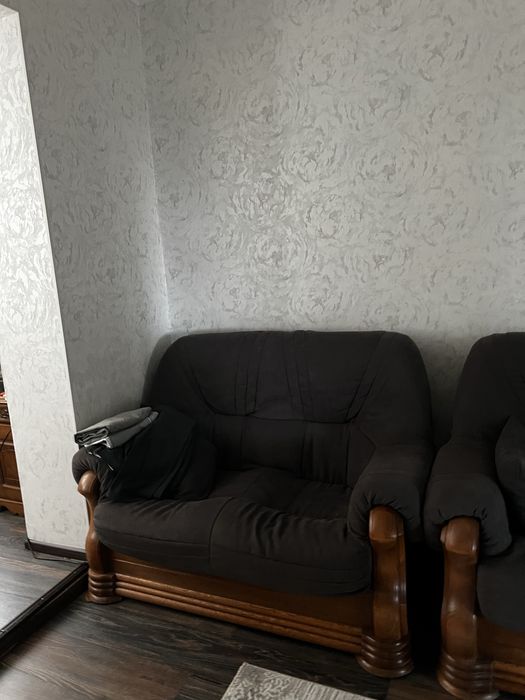 Диван и два кресла