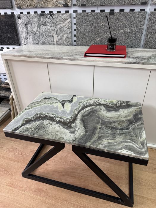 Журнальные столики из мрамора