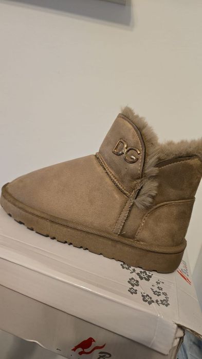 Ugg damă diferite modele