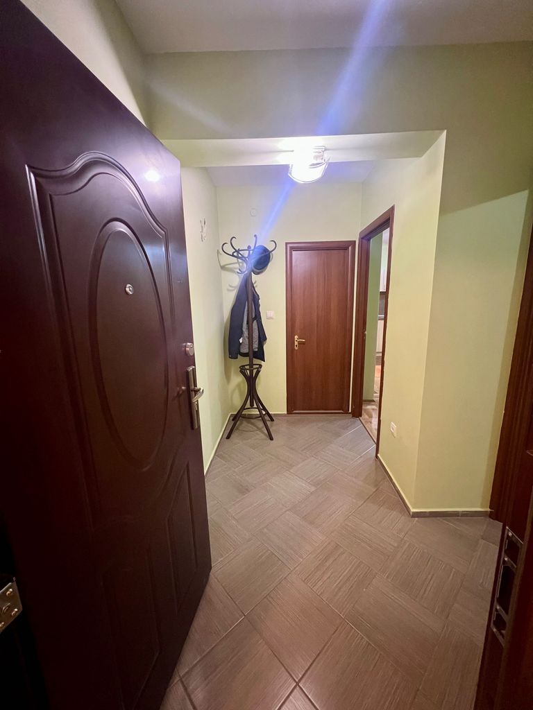 Дава се под наем Двустаен апартамент в Силистра, Център - 60 кв.м за 229.5 € - Снимка #6