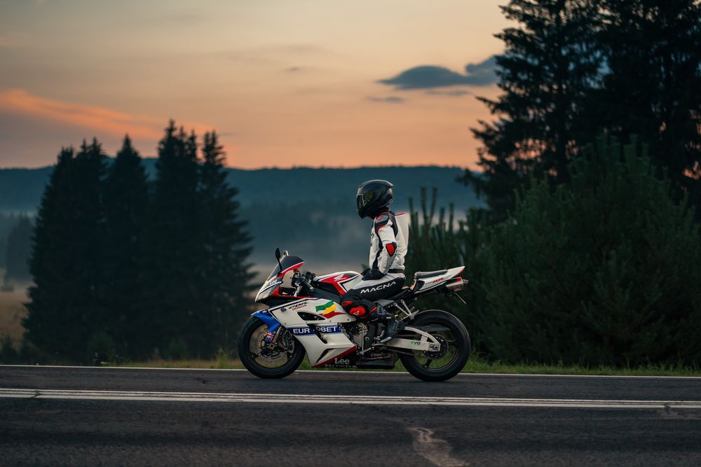 Honda CBR1000RR Fireblade 2004