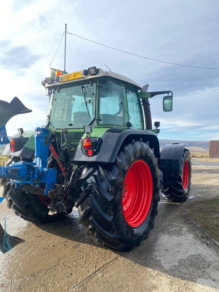 Tractor fendt vario 716