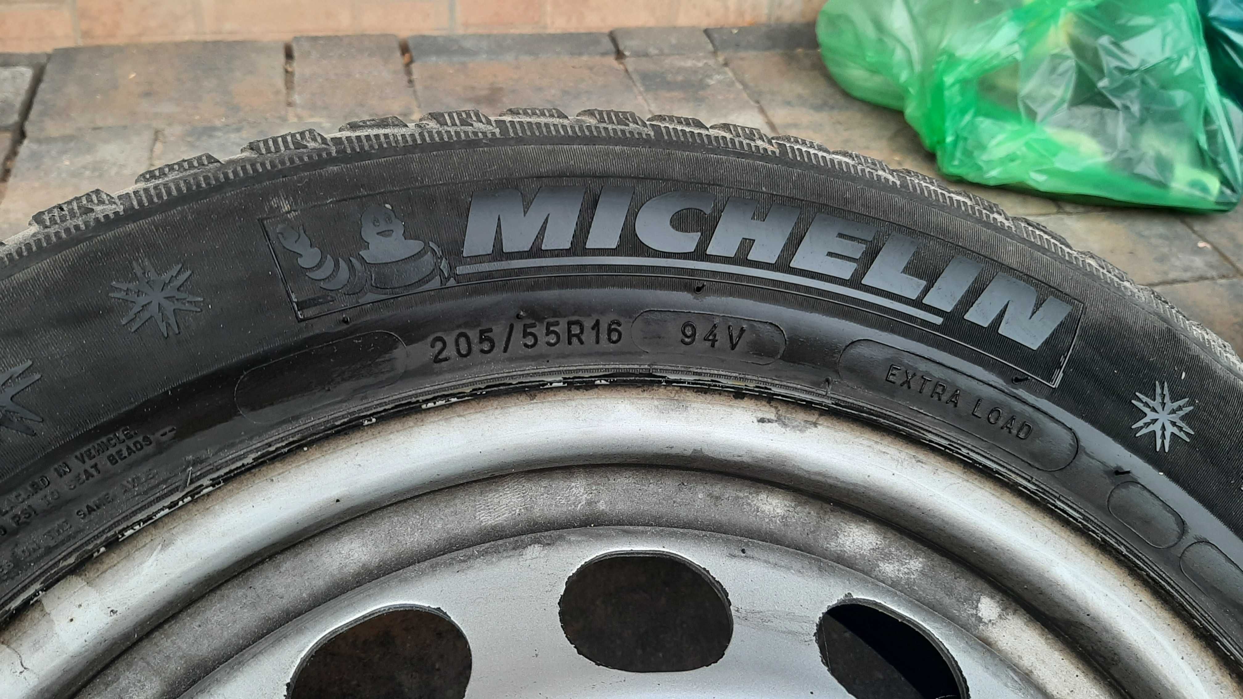 Anvelope de iarnă MICHELIN - 205/55 R16 + JANTE VW