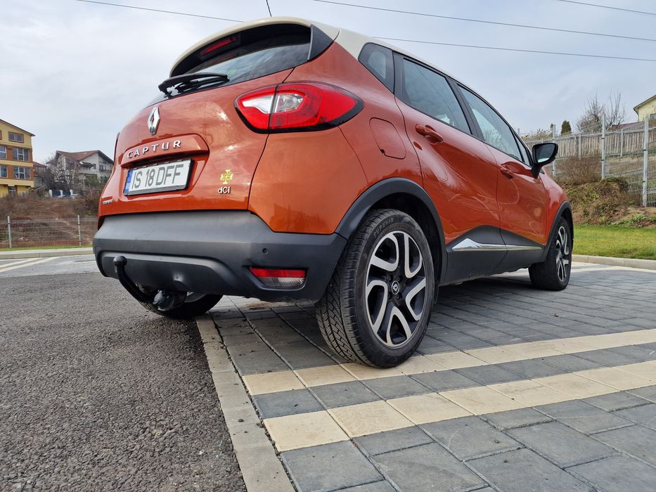 Vand Renault Captur 2015 1.5 dci 90cp