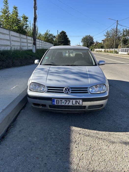 Masina Volkswagen Golf 2002
