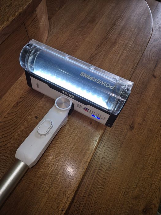 Aspirator vertical fara fir Shark