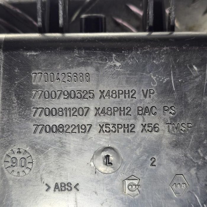 Spatiu depozitare centru bord Opel Movano